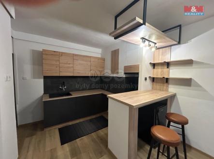 Pronájem bytu, 1+kk, 30 m²