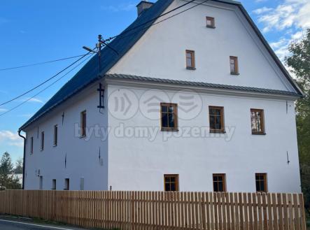 Prodej - dům/vila, 270 m²