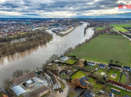 Prodej - pozemek pro bydlení, 835 m²