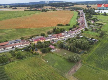 Prodej - pozemek pro bydlení, 2 111 m²