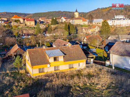 Prodej - dům/vila, 196 m²