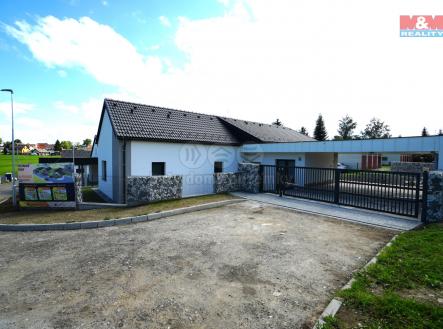 Prodej - dům/vila, 180 m²