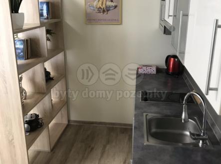 Pronájem bytu, 2+kk, 48 m²