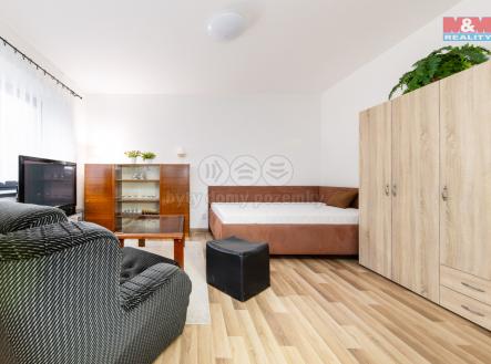 Pronájem bytu, 1+kk, 35 m²