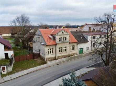 Prodej - dům/vila, 210 m²