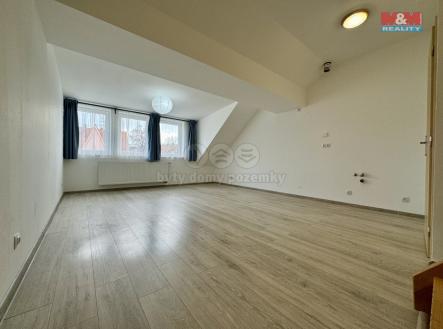 Pronájem bytu, 2+kk, 55 m²