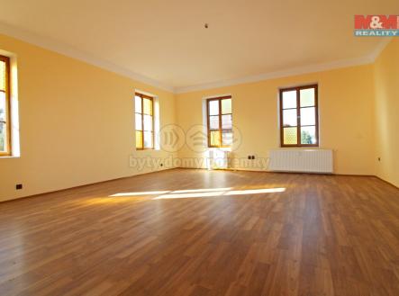 Pronájem bytu, 3+1, 90 m²