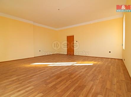 Pronájem bytu, 3+1, 90 m²