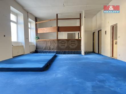 Pronájem - obchodní prostor, 97 m²