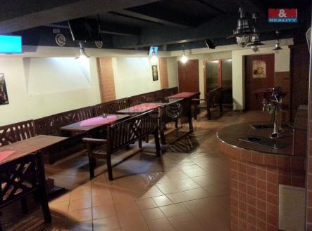 Prodej obchodní prostor, 143 m²