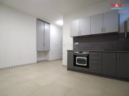 Pronájem bytu, 1+kk, 24 m²