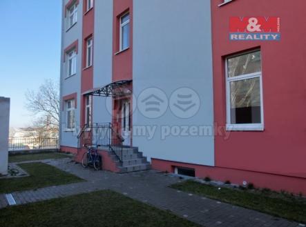 Pronájem bytu, 1+kk, 32 m²