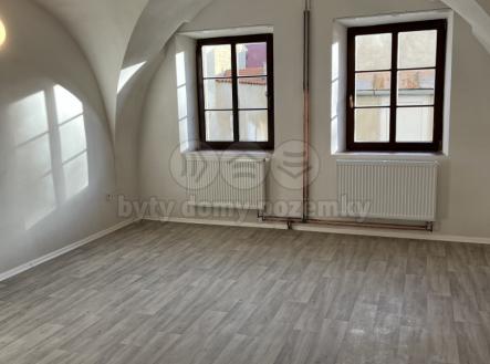 Pronájem bytu, 1+kk, 40 m²