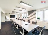 Pronájem kanceláře, 1 216 m²