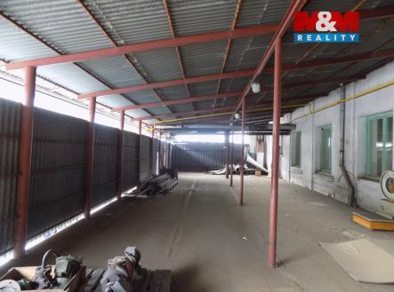 Pronájem výrobní prostor, 330 m²