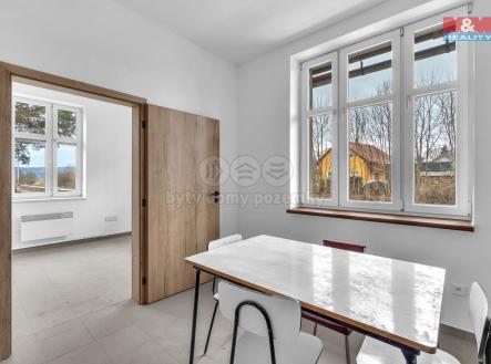 Prodej - skladovací prostor, 850 m²