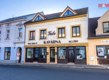 Prodej obchodní prostor, 440 m²