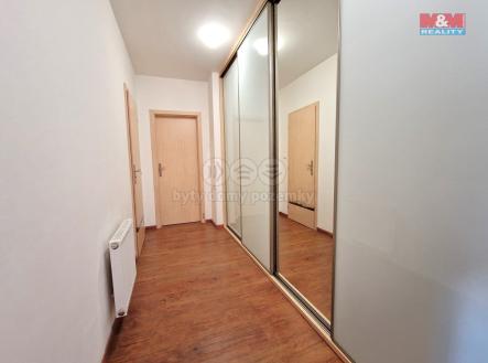 Pronájem bytu, 2+kk, 82 m²