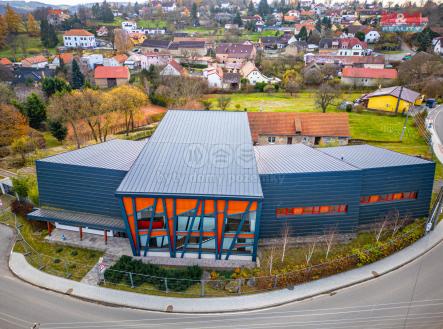 Prodej - obchodní prostor, 1 076 m²