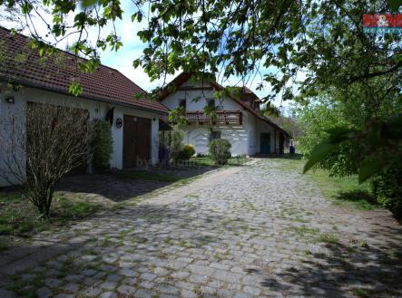 Prodej - dům/vila, 273 m²