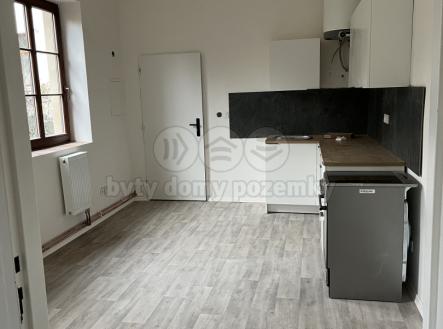 Pronájem bytu, 2+kk, 37 m²