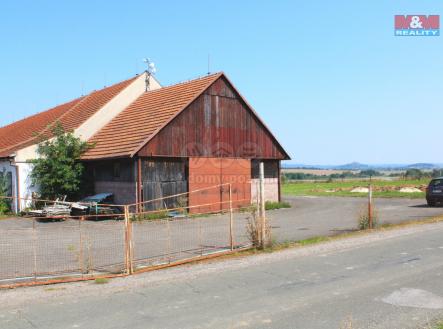 Pronájem - skladovací prostor, 500 m²