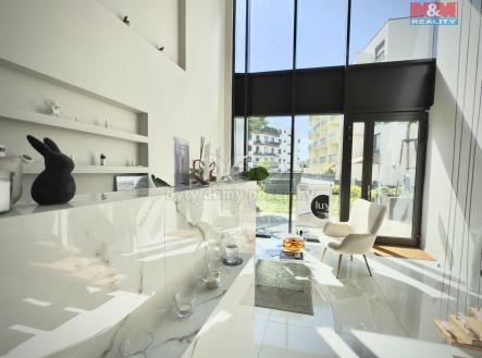 Pronájem - obchodní prostor, 18 m²