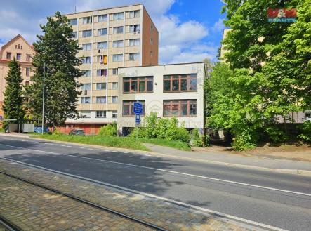 Prodej hotel, 2 129 m²