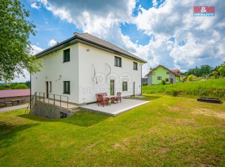 Prodej - dům/vila, 450 m²