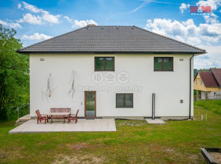 Prodej - dům/vila, 450 m²