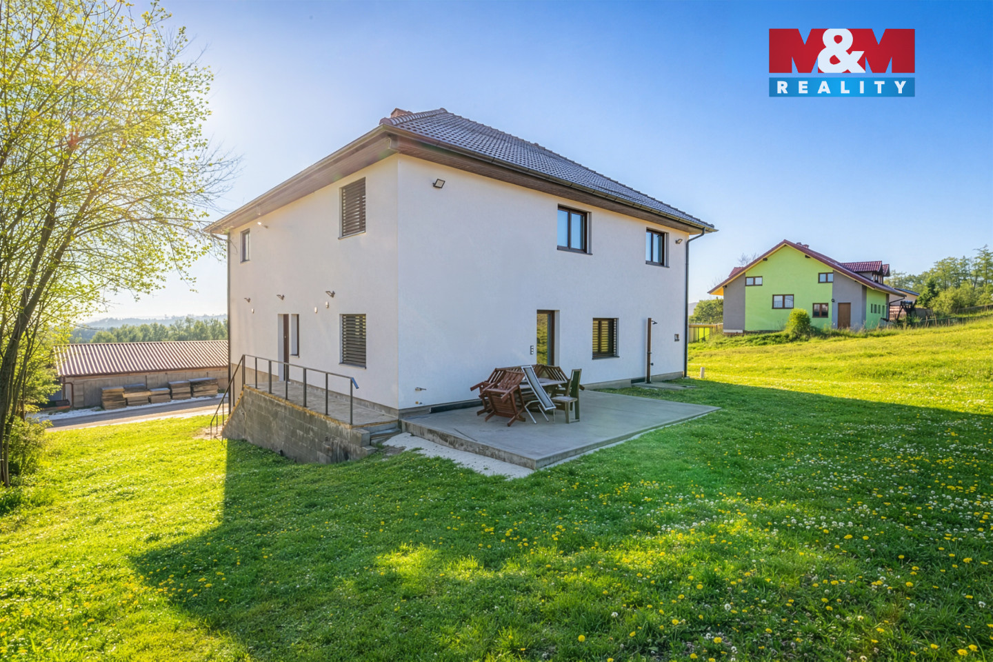 Prodej rodinného domu, 450 m², Neustupov