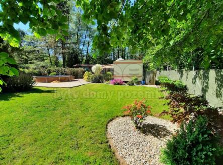 Prodej - pozemek, zahrada, 1 000 m²