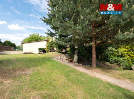 Prodej pozemku pro bydlení, 1 100 m²