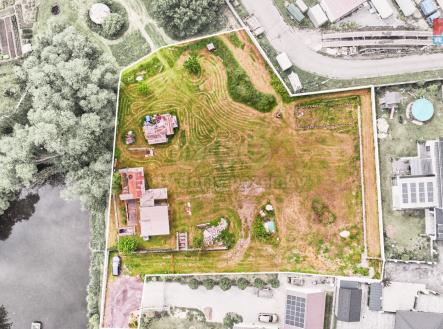 Prodej pozemku pro bydlení, 2 647 m²