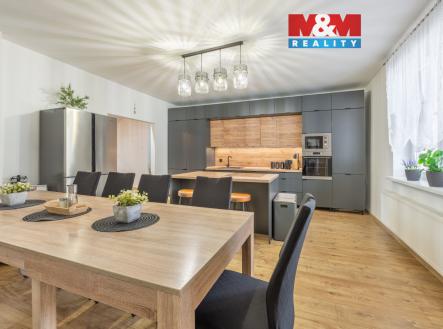 Prodej domu/vily, 210 m²