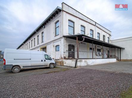 Pronájem - skladovací prostor, 1 998 m²