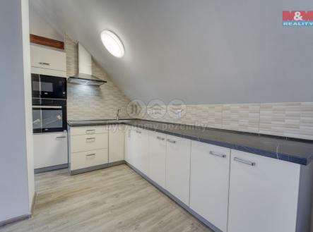 Prodej - obchodní prostor, 170 m²