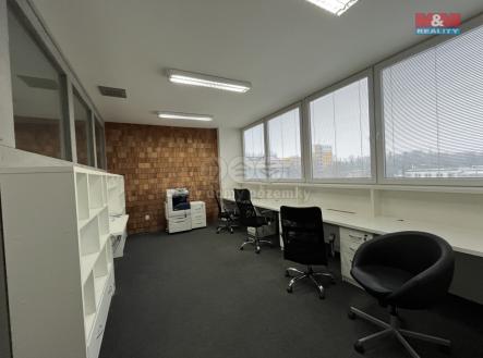 Pronájem kanceláře, 70 m²