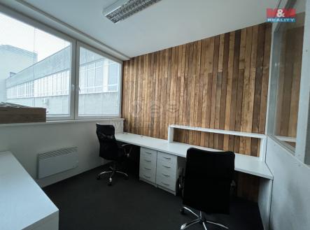 Pronájem kanceláře, 70 m²