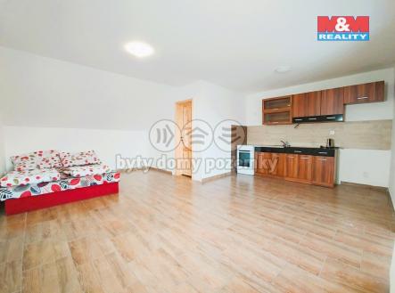 Pronájem bytu, 1+kk, 32 m²