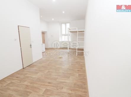 Pronájem bytu, 1+kk, 38 m²