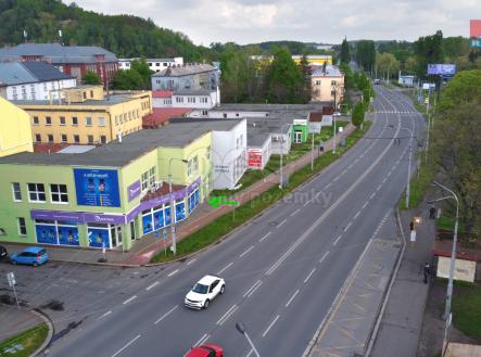 Pronájem kanceláře, 240 m²