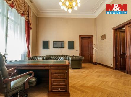 Prodej kanceláře, 664 m²