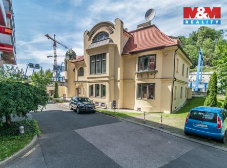 Prodej kanceláře, 664 m²