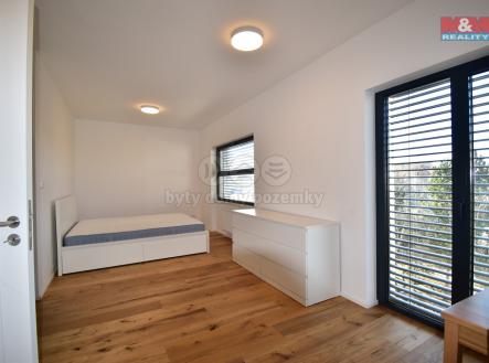 Pronájem bytu, 1+kk, 36 m²