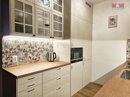 Pronájem bytu, 1+kk, 30 m²