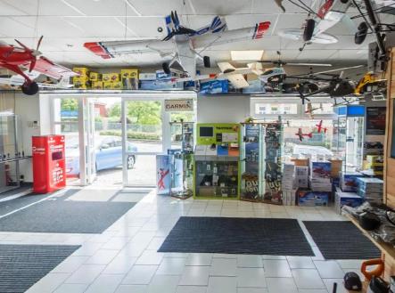 Prodej obchodní prostor, 143 m²