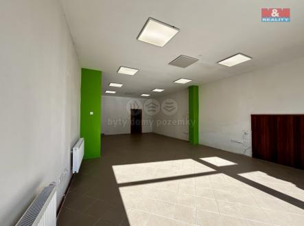 Pronájem obchodní prostor, 65 m²