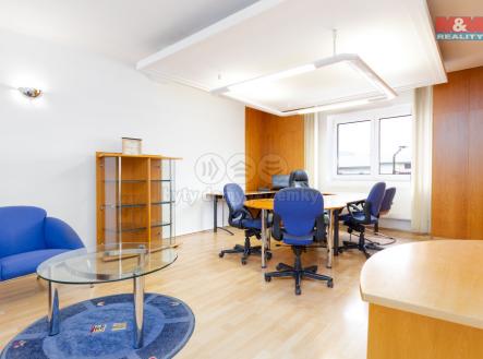 Pronájem - kanceláře, 54 m²