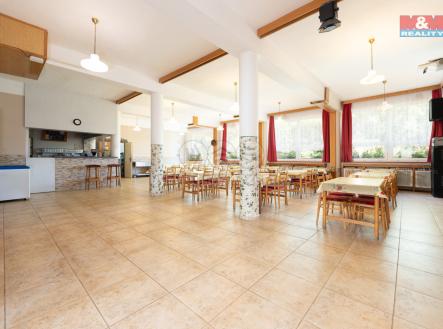 Prodej - hotel, 2 237 m²